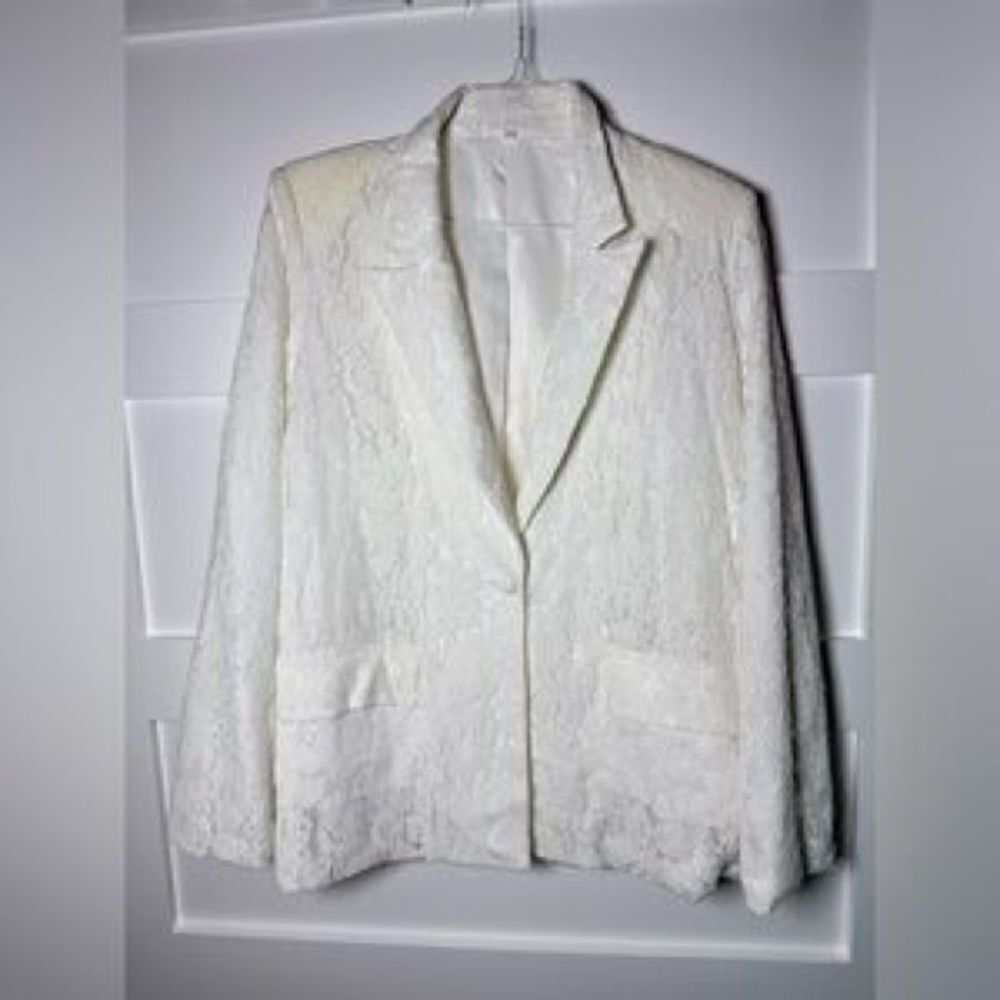 New Ces Femme Ivory Lace Blazer